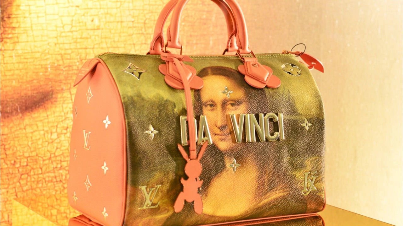 New York-based artist Jeff Koons collaborated with Louis Vuitton on a new range of bags and accessories. Photo: Shutterstock 
