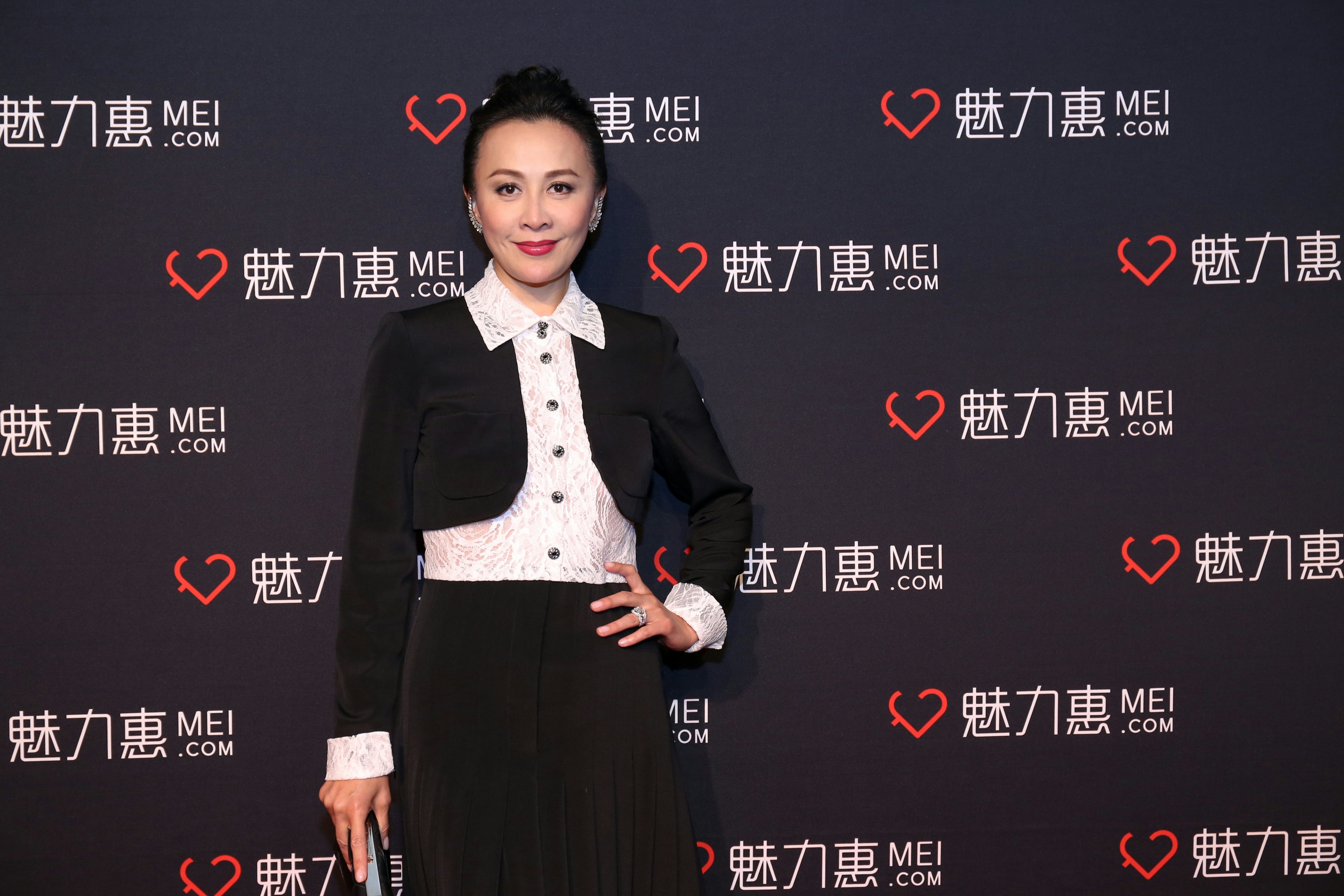 Actress Carina Lau at Mei.com's launch event for its 916 online shopping festival in Shanghai on Tuesday, September 13, 2016. (Courtesy Photo)