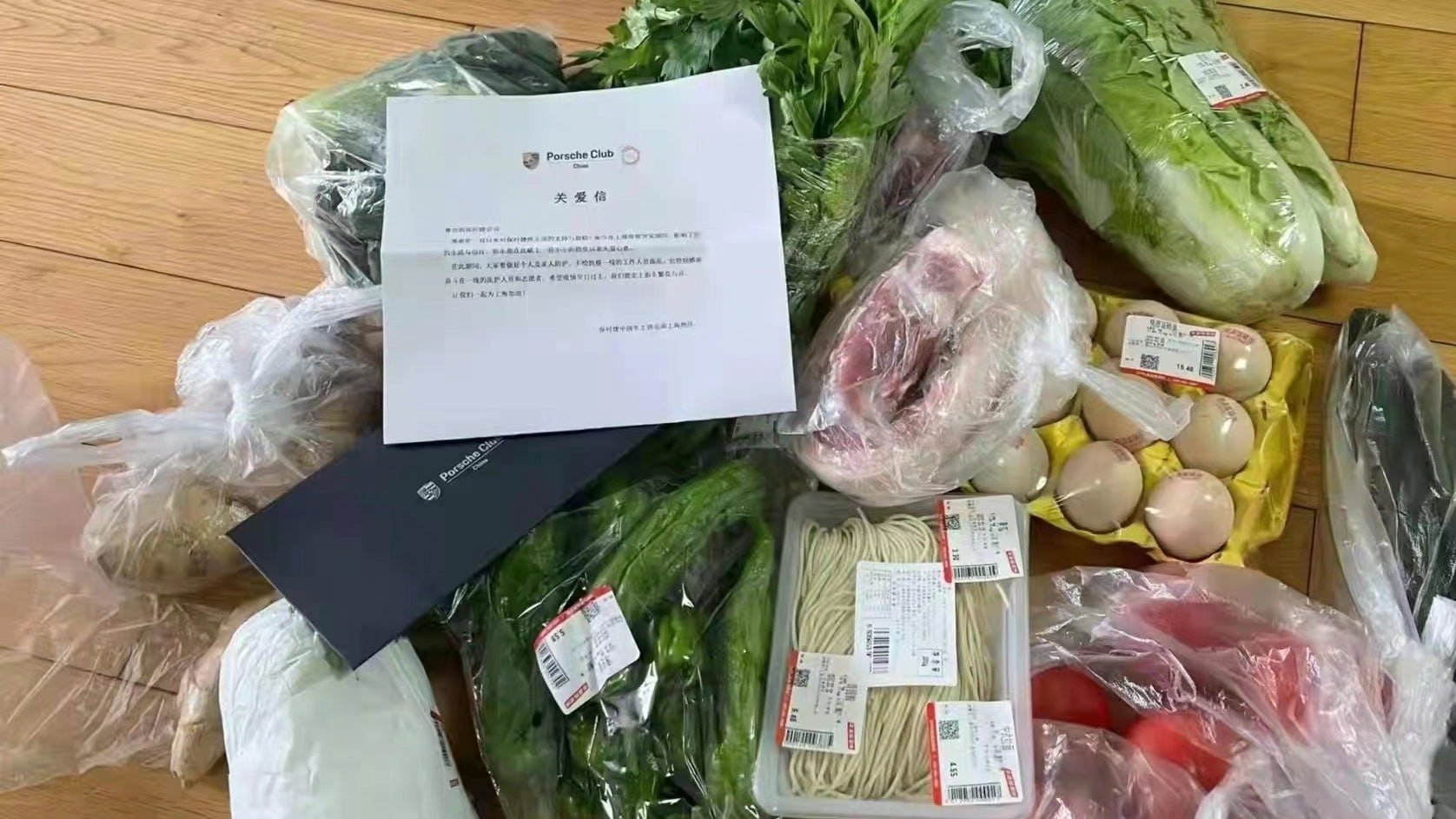 As cities return to lockdown in China, fresh food is the latest item trending online. Amid the dark humor, how can luxury brands connect with citizens? Photo: Weibo