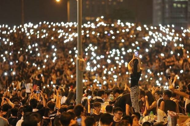 The democracy protest in Hong Kong on Monday, September 29. (Apple Daily)