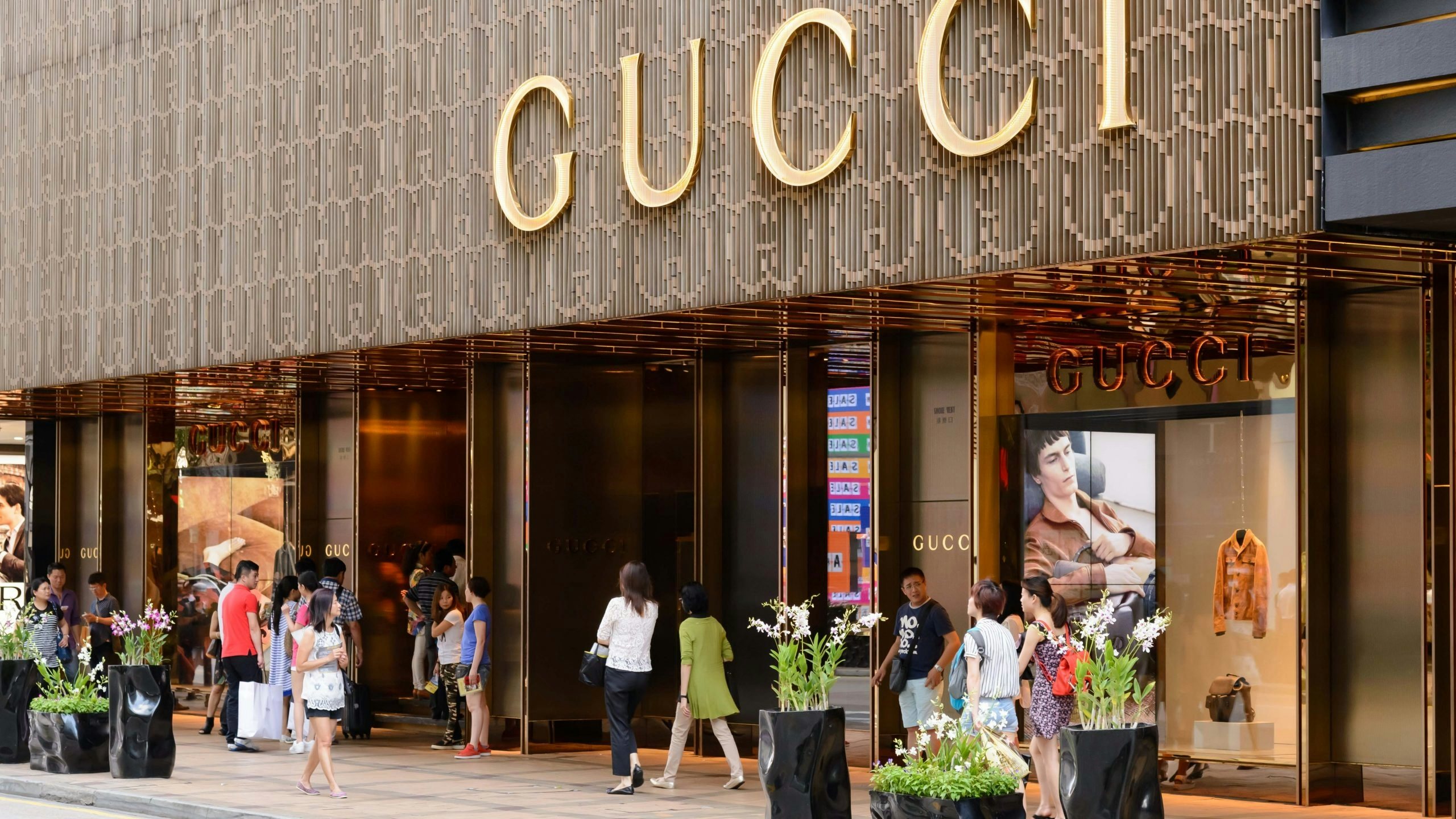 China’s Very Important Clients, who mostly comprise high-net-worth individuals (HNWI), were a major contributor to luxury sales over the year. Photo: Shutterstock