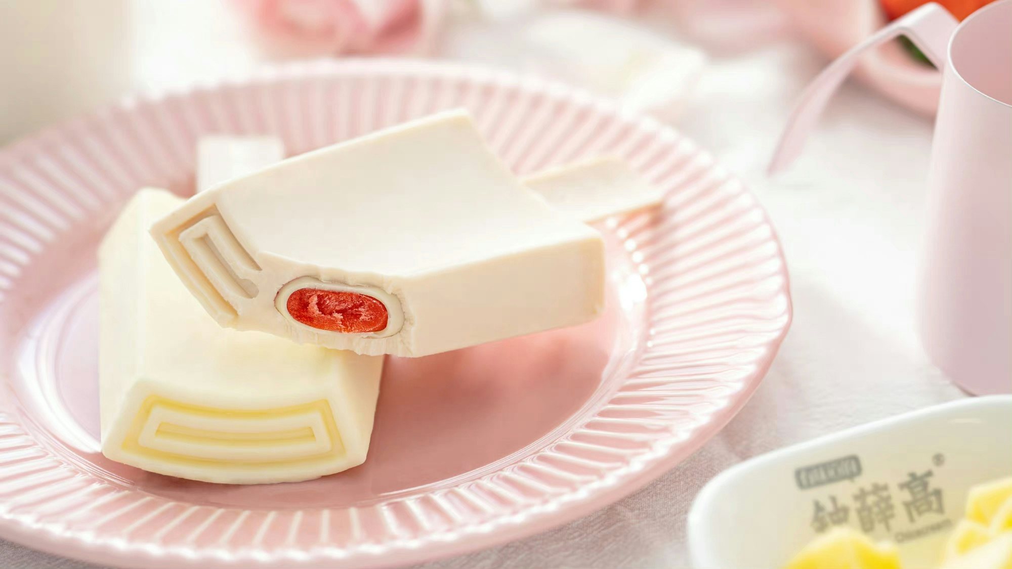 China’s consumer rights watchdog has just listed the top controversies of 2022. Luxury brands should carefully review them to avoid backlash in 2023. Photo: Chicecream