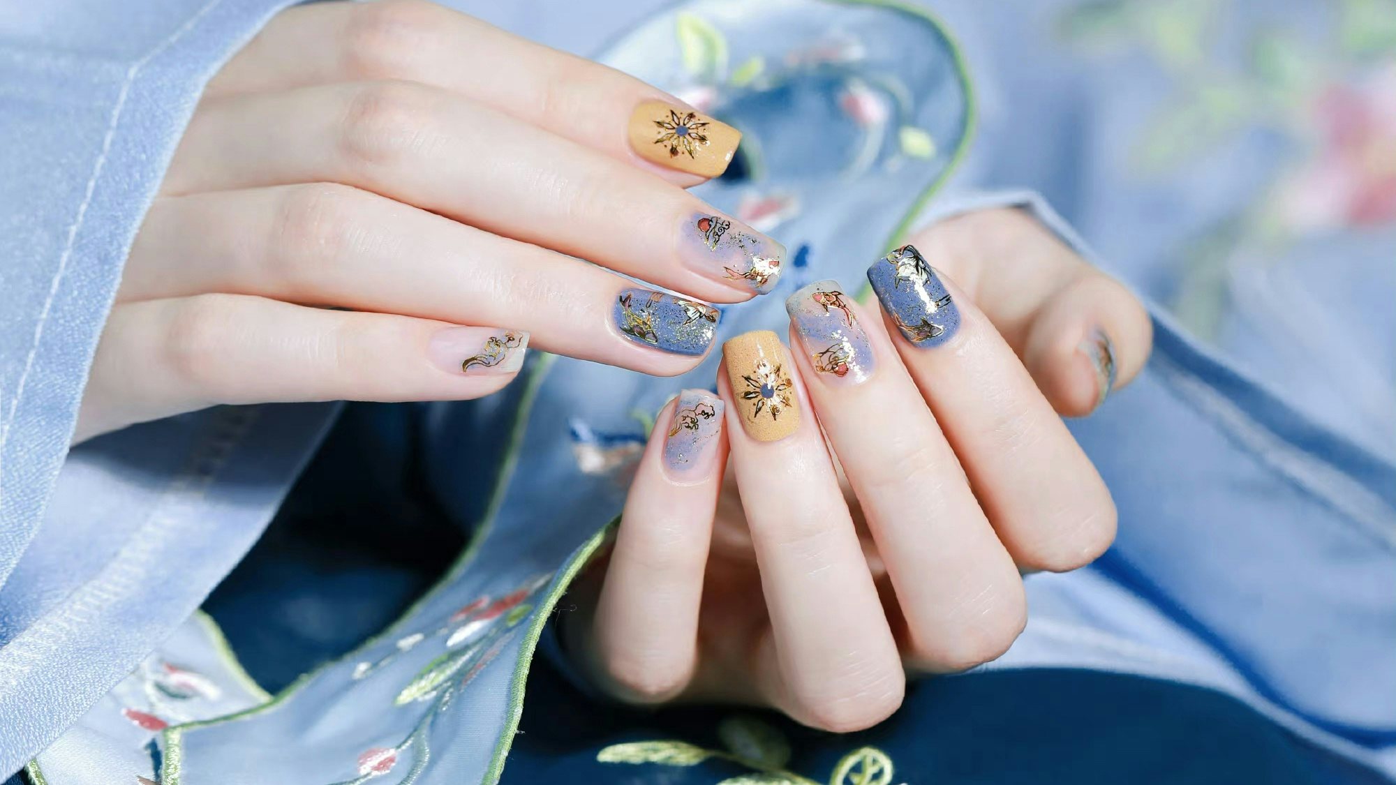 The “Nail Effect” is China's new “Lipstick Index." With younger generations pursuing bolder, personality-imbued nail art, modern C-beauty businesses are making waves. Photo: Miss Candy
