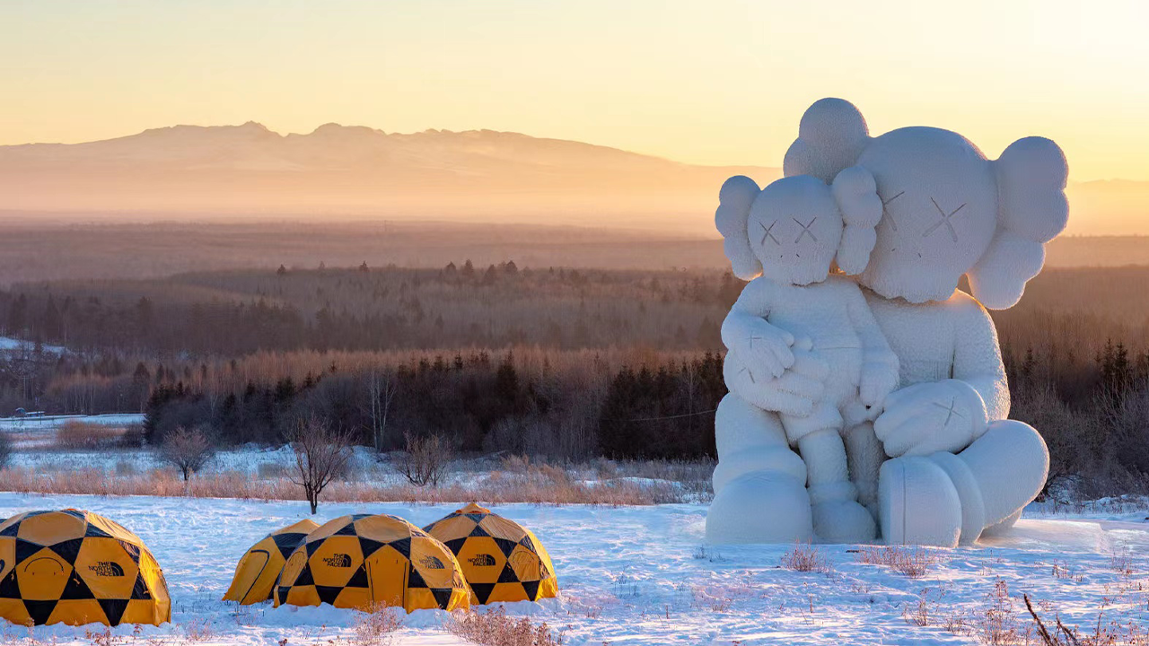 The "KAWS: HOLIDAY" exhibition was unveiled on January 6, at Paektu Mountain, presenting the new look of KAWS' iconic character COMPANION. Photo: Courtesy of The North Face