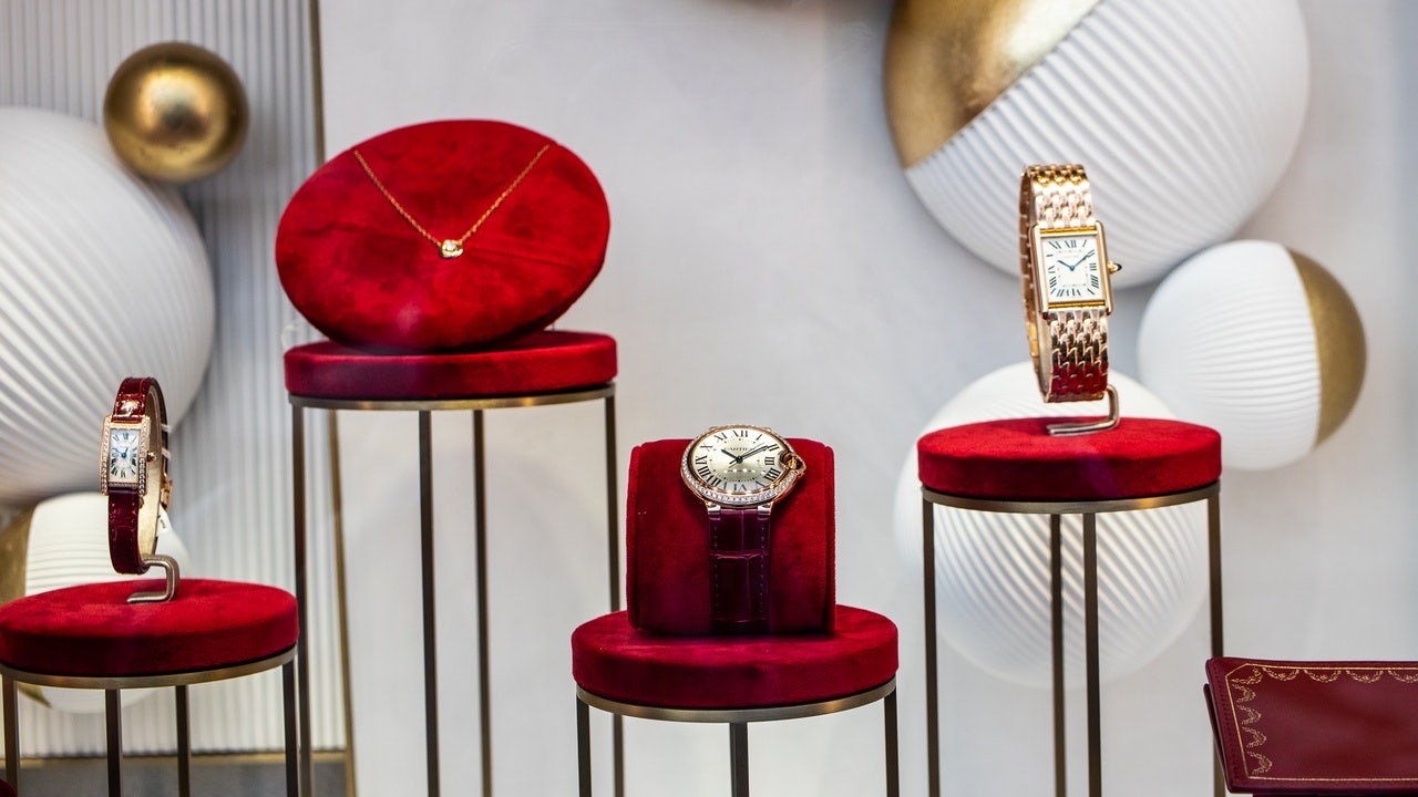 Richemont sales rose 5 percent during the holiday quarter, driven largely by Chinese consumers splurging on luxury jewelry and watches. Photo: Shutterstock