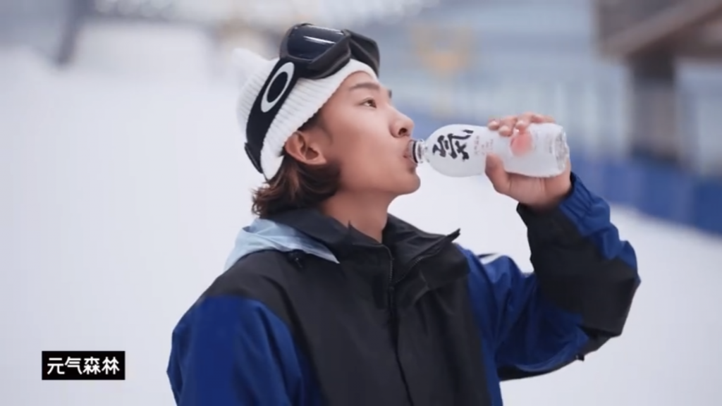 Su Yiming promotes beverage brand Genki Forest. Photo: Screenshot, Genki Forest ad