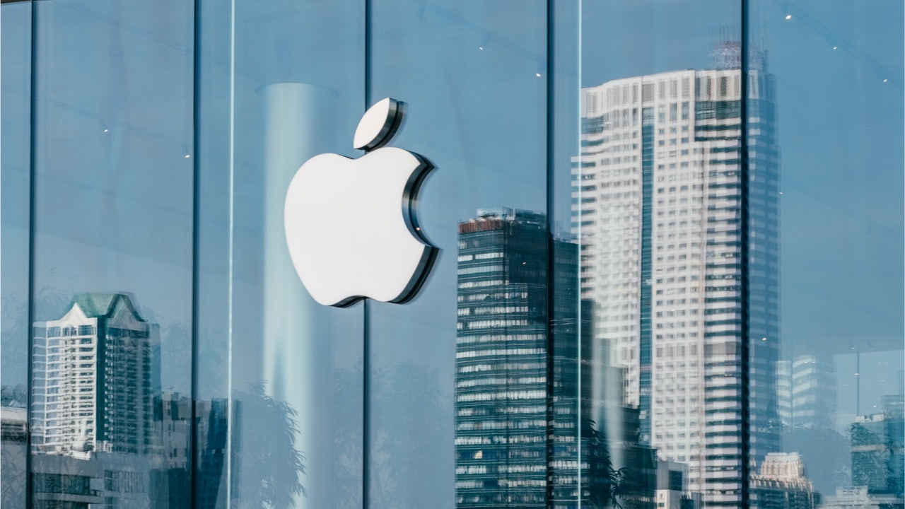 Apple continues to capitalize on the popularity of short video platforms like Douyin to drive engagement and connect with fans. Photo: Shutterstock