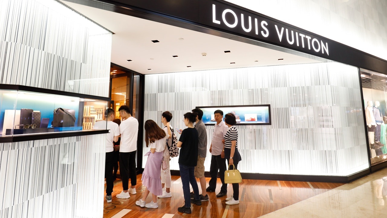 Jing Daily finds that Chinese consumer loyalty is to be retained, not lost, but brands aren’t working hard enough. How does your brand shape up? Photo: Shutterstock