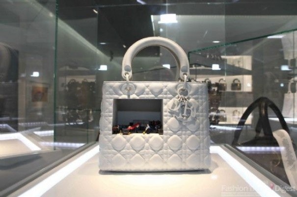 "Lady Dior As Seen By" exhibition (Photo: Fashion Trend Digest)