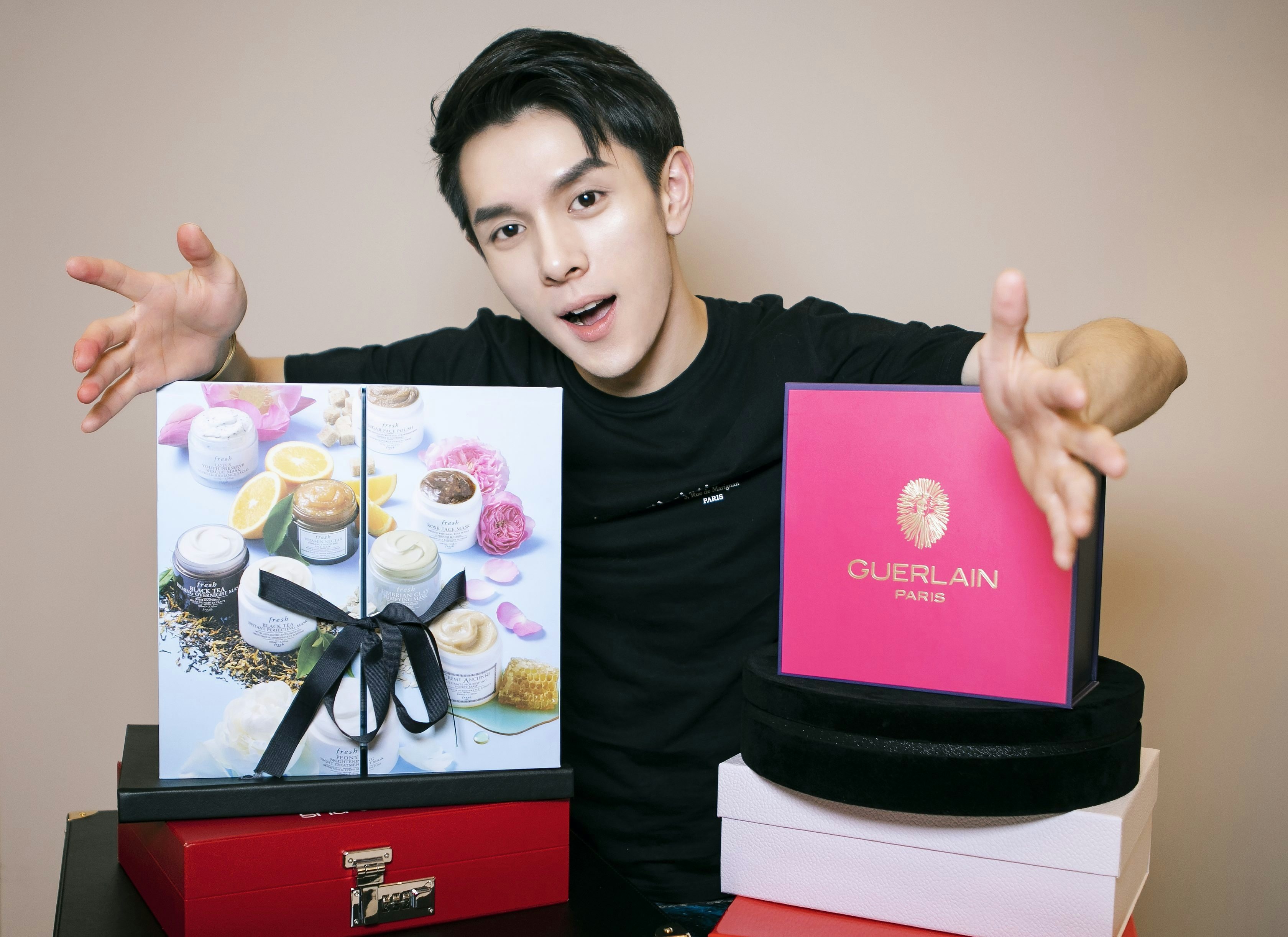 Farfetch joined forces with WeChat influencer Mr. Bags to launch a Mini Program store, while beauty blogger Austin Li became the first KOL to launch a Tmall Global Influencer Store.
