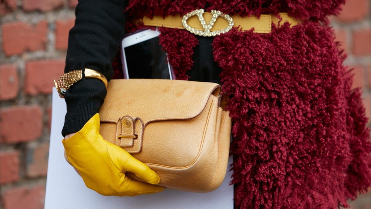 What luxury consumers mainly pay for is added luxury value (ALV). Photo: Shutterstock 
