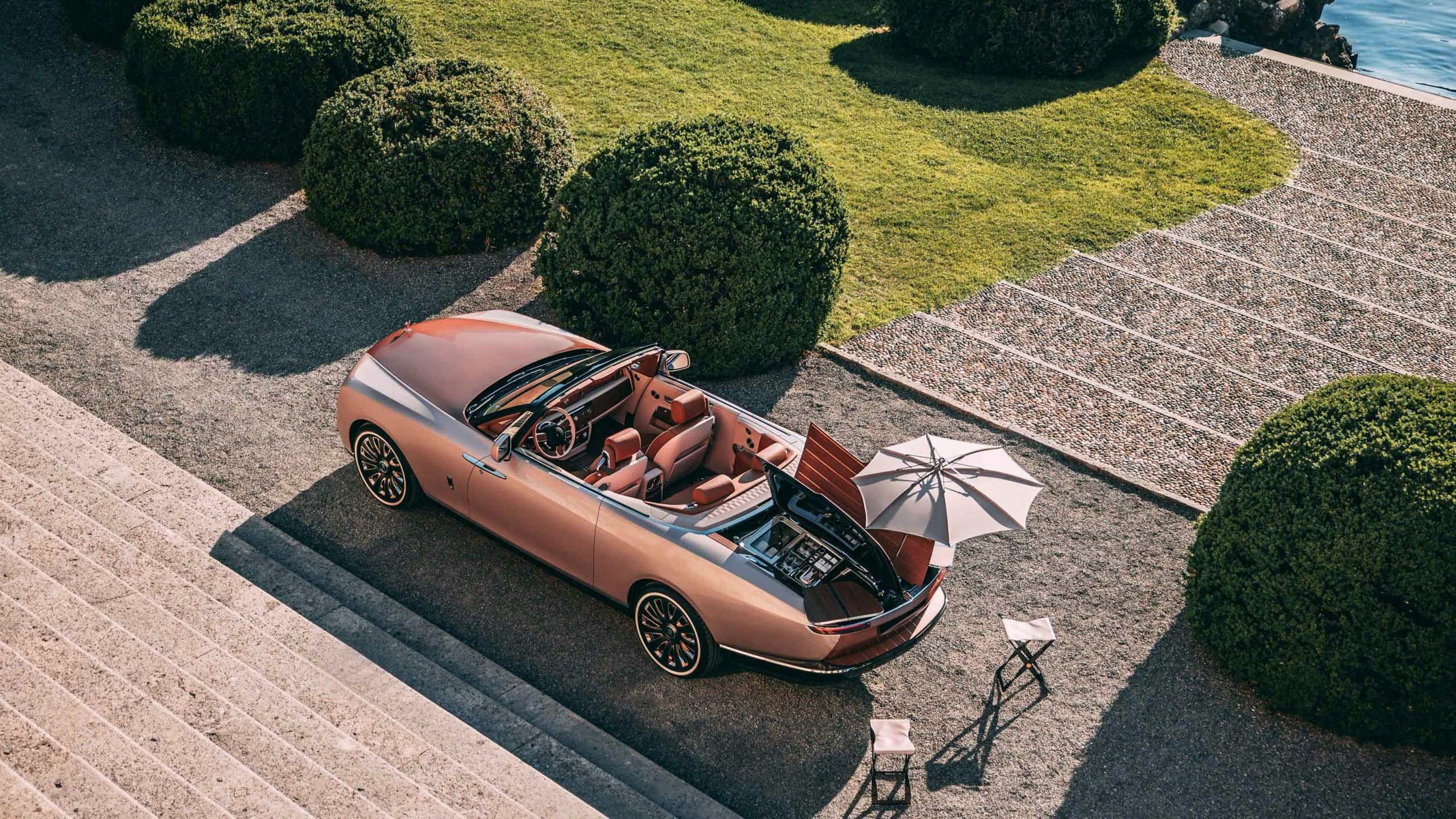 Omelets generate more value creation than cars and champagne. Why? Daniel Langer looks at how luxury undervalues itself — and what brands can do to realize their true potential. Photo: Rolls-Royce Motor Cars