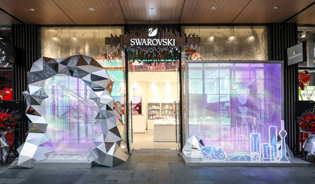 The Austrian crystal producer Swarovski took its new AR store concept to Chengdu, hoping to attract Chinese consumers who make up its biggest market. Courtesy photo. 