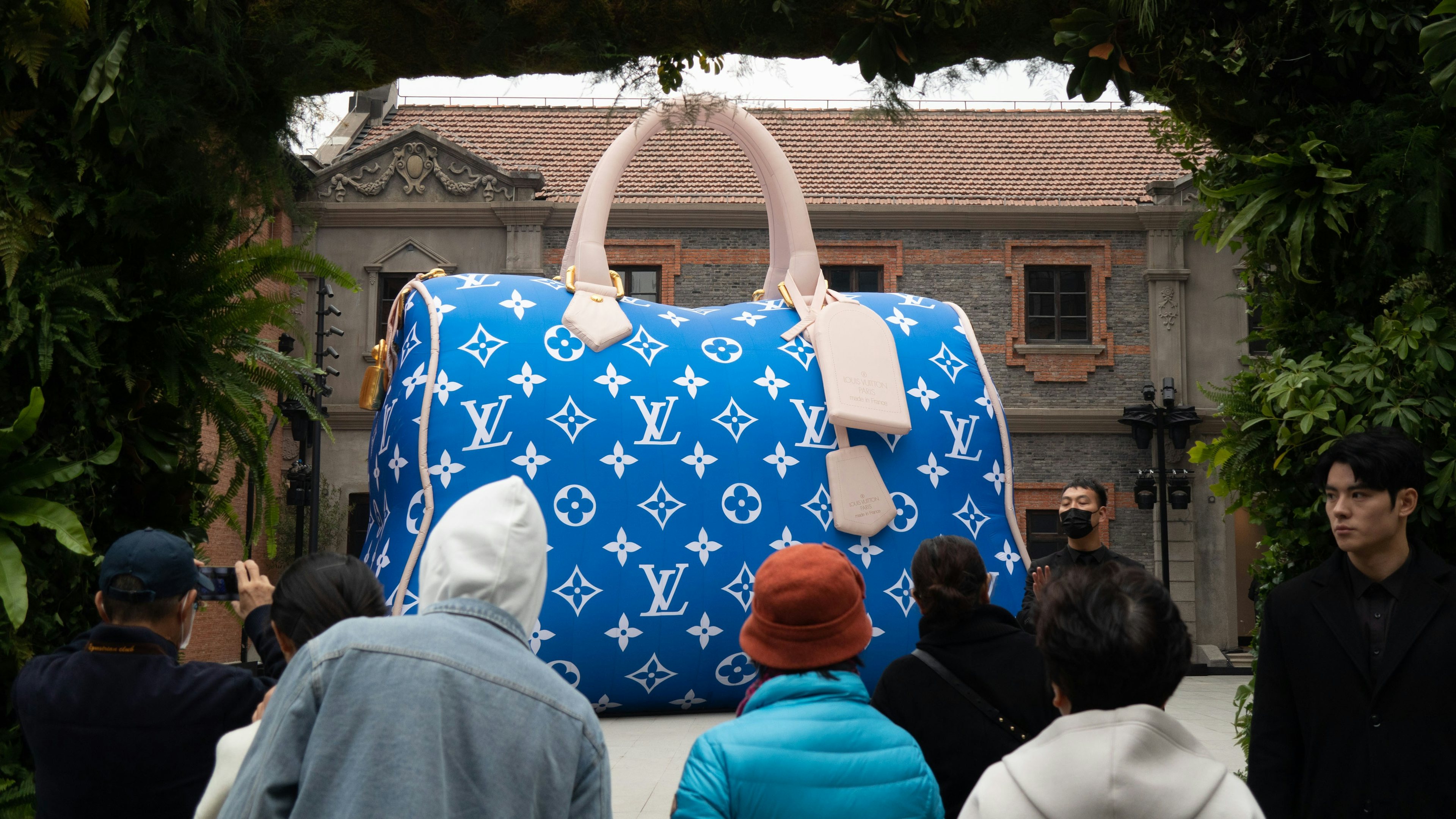  A giant Louis Vuitton bag is exhibited in Shanghai in December 2023. Photo by Wang Gang/VCG via Getty Images