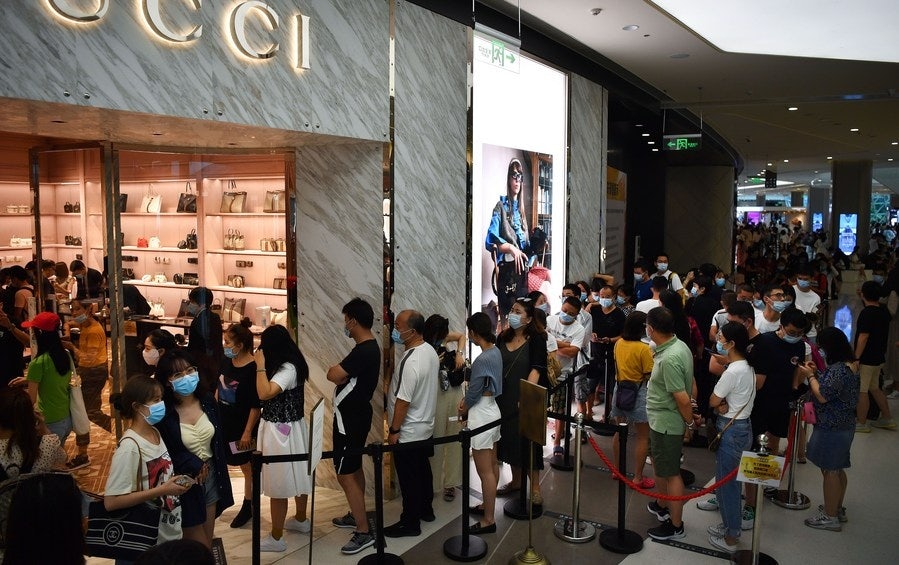 Shoppers lined up at a Gucci within a duty-free shopping mall in Sanya during the October national holiday this year. Photo: Xinhua