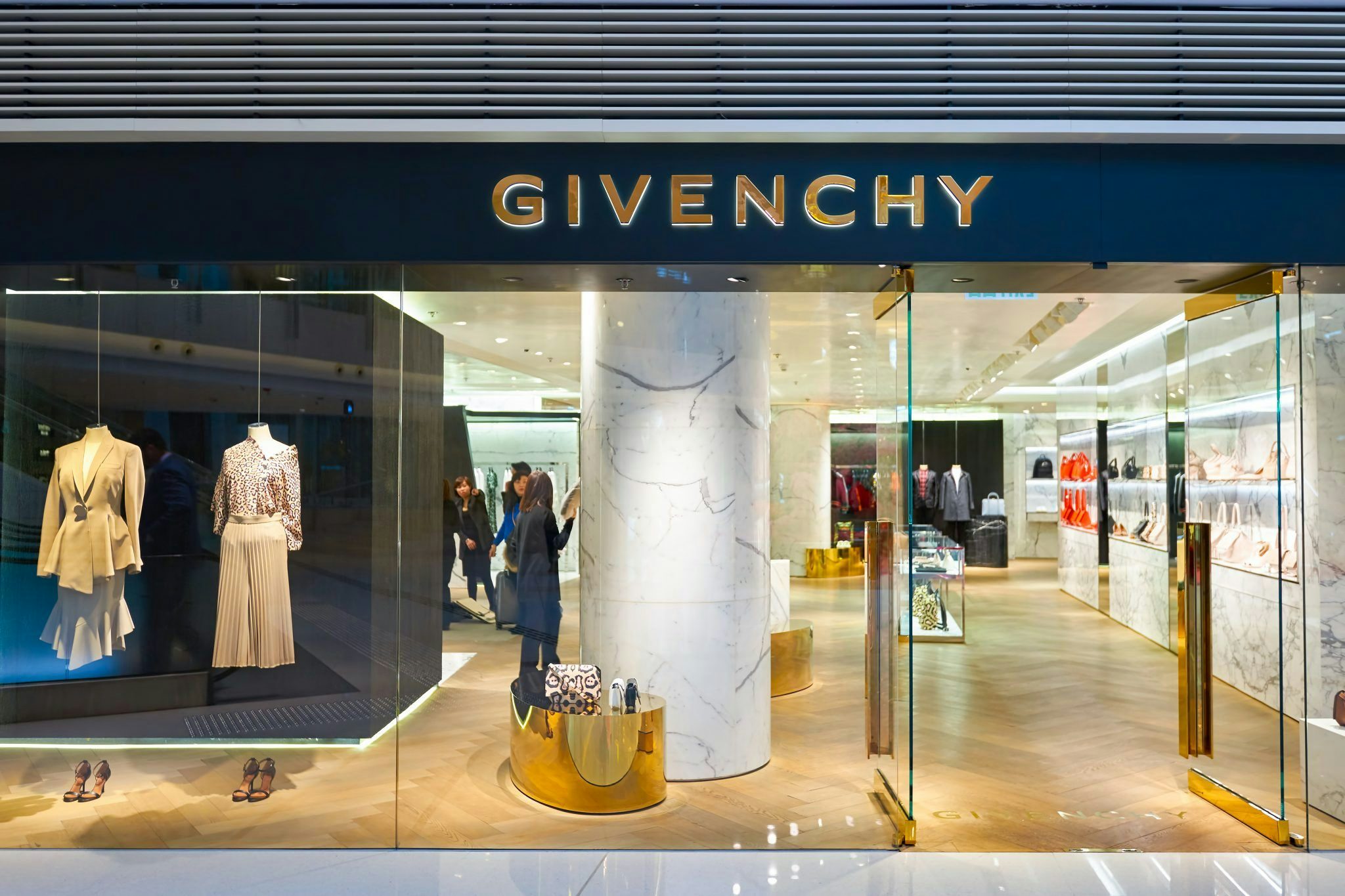 Givenchy WeChat Store Launches