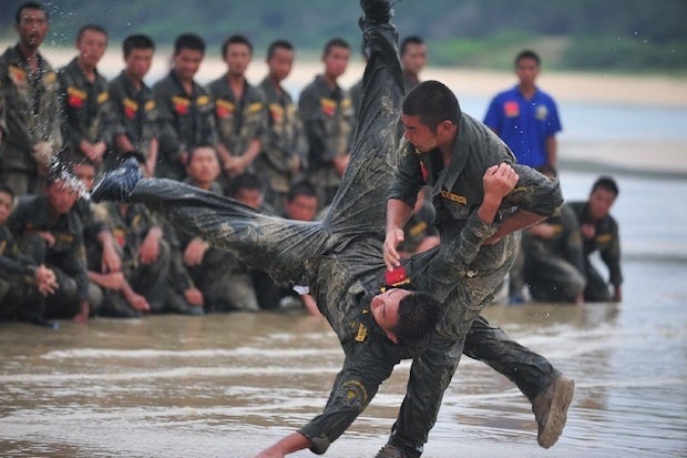 A private bodyguard training program in Sanya, Hainan, held by Ginghis Security Academy. (Xinhua) 